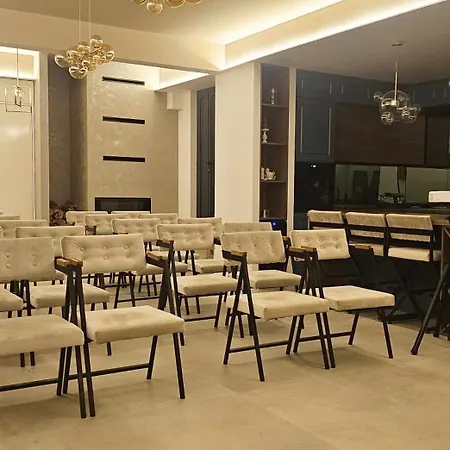 Spectacular Excelsior Perfect For Families, Business, Or Celebrations * Šumet