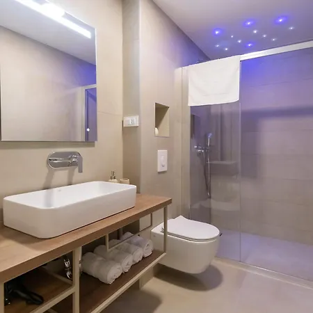 Spectacular Excelsior Perfect For Families, Business, Or Celebrations
