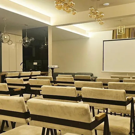 Spectacular Excelsior Perfect For Families, Business, Or Celebrations
